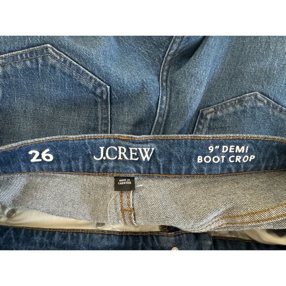 NWOT J. Crew 9" Demi-Boot Crop Jean in Wedgewood Wash Size 26 - Picture 5 of 9
